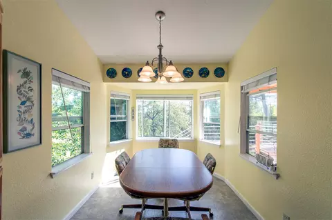 2645 Howard Dr, Redding, CA 96001 photo 7
