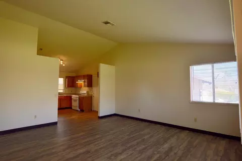 3415 Magnums Way, Redding, CA 96003 photo 4