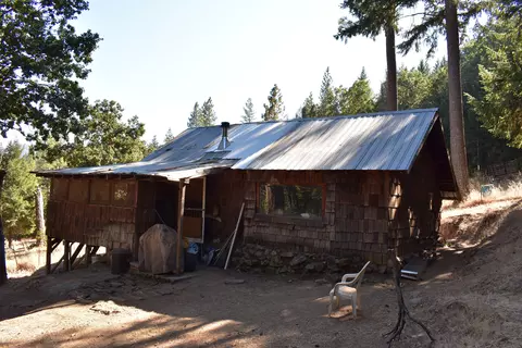 11 Hunter Ln, Hayfork, CA 96041 photo 1