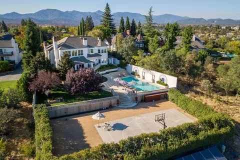 1751 El Capitan Dr, Redding, CA 96001 photo 10