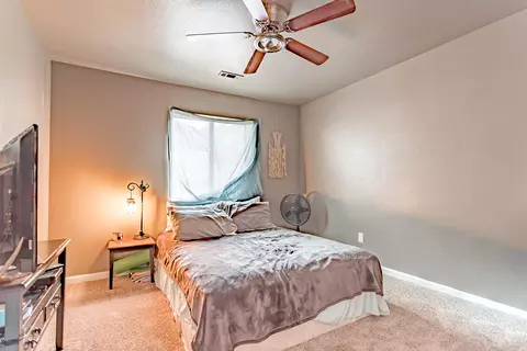 1025 Nighthawk Ln, Redding, CA 96003 photo 12