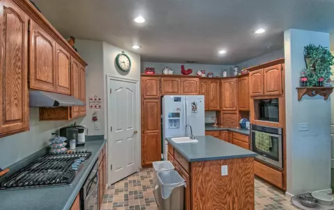 19375 Hunter Ct, Redding, CA 96003 photo 12