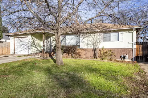 2661 Reservoir Ln, Redding, CA 96002 photo 1