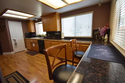 1997 Saltu Dr, Redding, CA 96002 photo 17