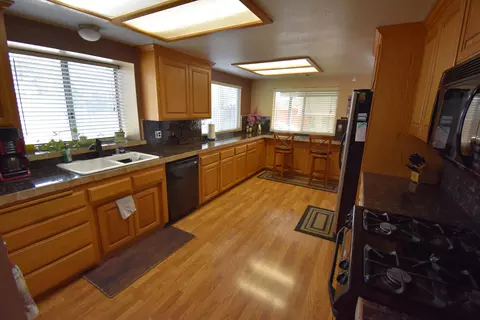 1997 Saltu Dr, Redding, CA 96002 photo 13
