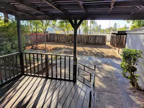 735 Loma St, Redding, CA 96003 photo 6