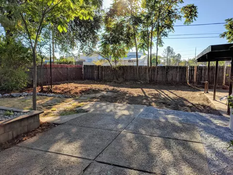 735 Loma St, Redding, CA 96003 photo 10