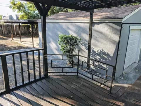 735 Loma St, Redding, CA 96003 photo 8