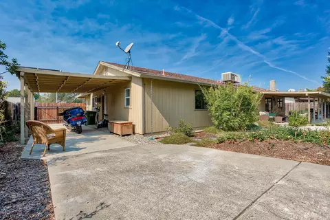 118 Woodhill Dr, Redding, CA 96003 photo 49