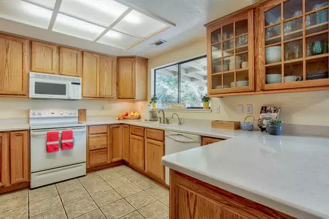 118 Woodhill Dr, Redding, CA 96003 photo 15