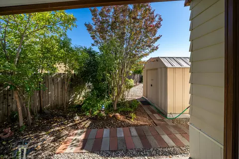 4445 Honeycomb Way, Redding, CA 96003 photo 36
