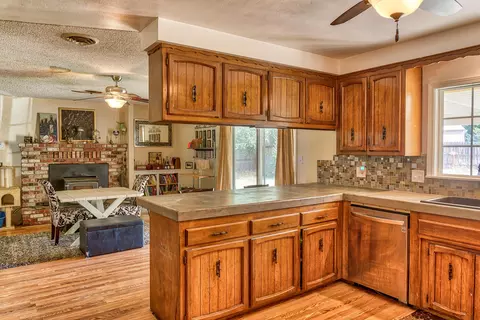 6795 Tucker Ln, Redding, CA 96002 photo 7