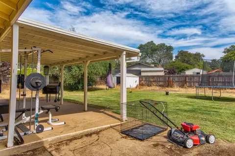 6795 Tucker Ln, Redding, CA 96002 photo 28