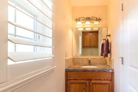 1880 Crestmont Dr, Redding, CA 96002 photo 43