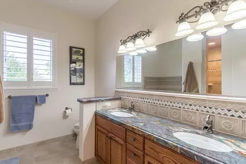 1880 Crestmont Dr, Redding, CA 96002 photo 39