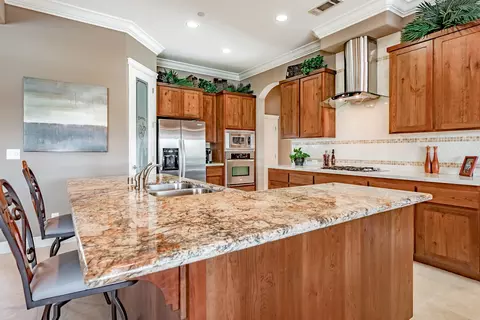 674 Durango Way, Redding, CA 96003 photo 6