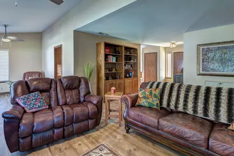 1860 Wasatch Ct, Redding, CA 96001 photo 12