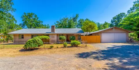 19001 Black Oak Ln, Redding, CA 96003 photo 1