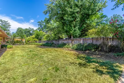 19001 Black Oak Ln, Redding, CA 96003 photo 18