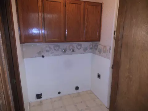 2805 Harlan Dr, Redding, CA 96003 photo 8
