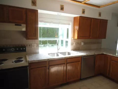 2805 Harlan Dr, Redding, CA 96003 photo 7