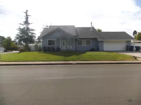 2805 Harlan Dr, Redding, CA 96003 photo 1