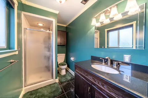 1756 Regent Ave, Redding, CA 96001 photo 11