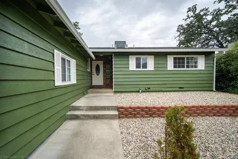 1756 Regent Ave, Redding, CA 96001 photo 3