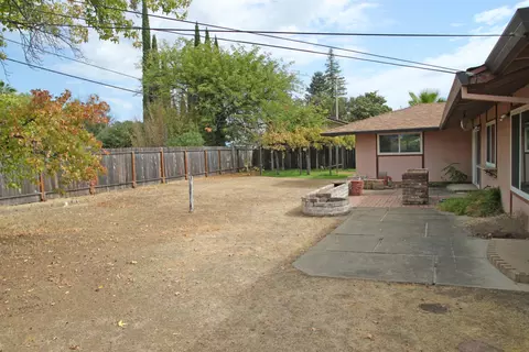 2880 Squire Ave, Redding, CA 96002 photo 14