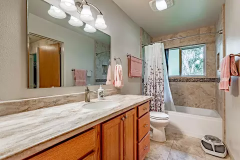 3134 Inverness St, Redding, CA 96002 photo 15