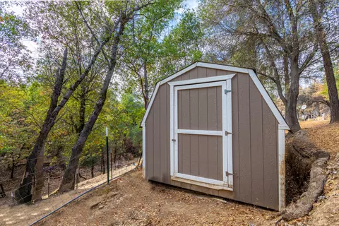 8390 Potosi Rd, Redding, CA 96001 photo 9