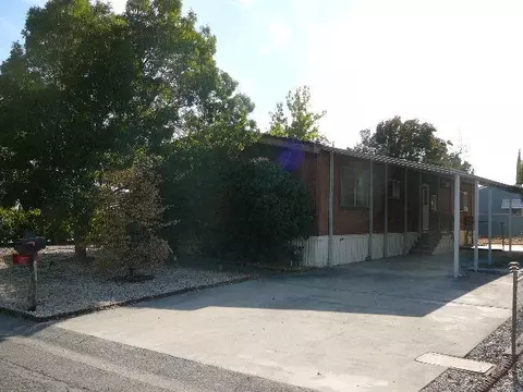 1148 Fox Den Dr, Redding, CA 96003 photo 2