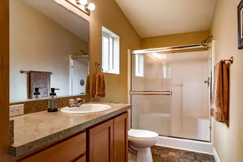 13830 Daniels Ln, Redding, CA 96003 photo 10