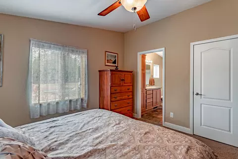 13830 Daniels Ln, Redding, CA 96003 photo 9