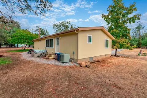 13830 Daniels Ln, Redding, CA 96003 photo 19
