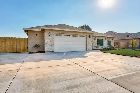 1365 Bonhurst Dr, Redding, CA 96003 photo 4
