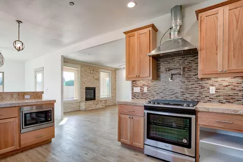 1365 Bonhurst Dr, Redding, CA 96003 photo 13