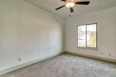 1365 Bonhurst Dr, Redding, CA 96003 photo 25