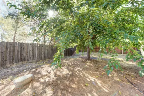 541 Arbuckle Ct, Redding, CA 96003 photo 16