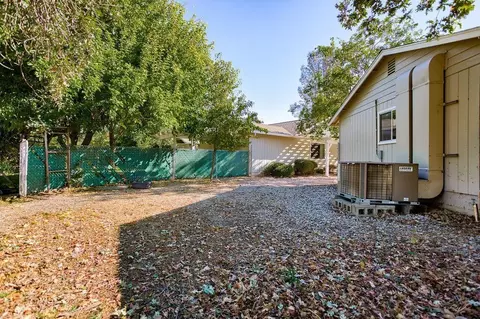 1640 Canter Ct, Redding, CA 96002 photo 31