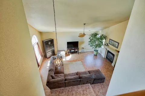 655 Chancellor Blvd, Redding, CA 96003 photo 5