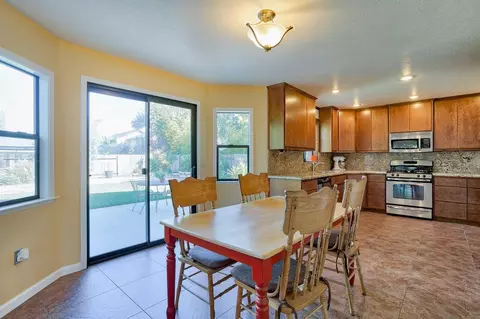 655 Chancellor Blvd, Redding, CA 96003 photo 8