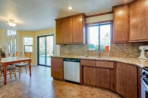 655 Chancellor Blvd, Redding, CA 96003 photo 7