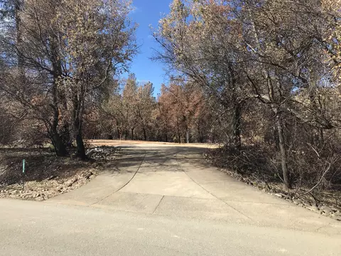 10074 Tilton Mine Rd, Redding, CA 96001 photo 3