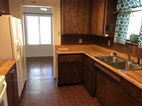1645 Santa Fe Ave, Redding, CA 96003 photo 2