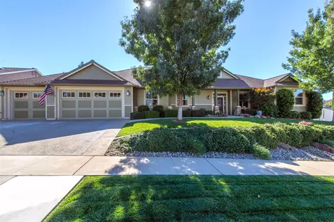 3771 Ferrero Way, Redding, CA 96001 photo 2