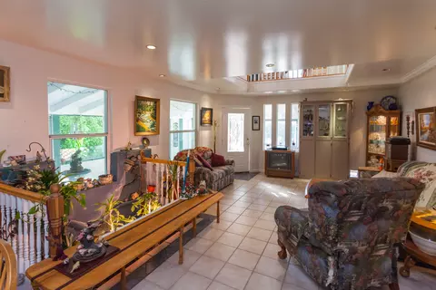 12383 Quartz Hill Rd, Redding, CA 96003 photo 4