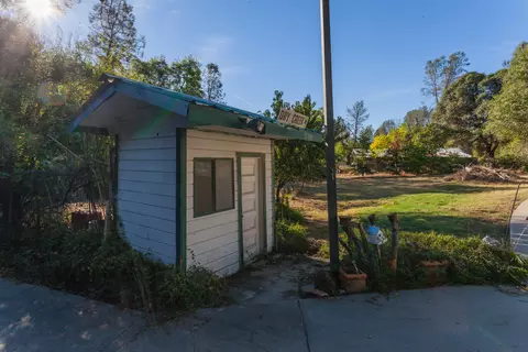 12383 Quartz Hill Rd, Redding, CA 96003 photo 36