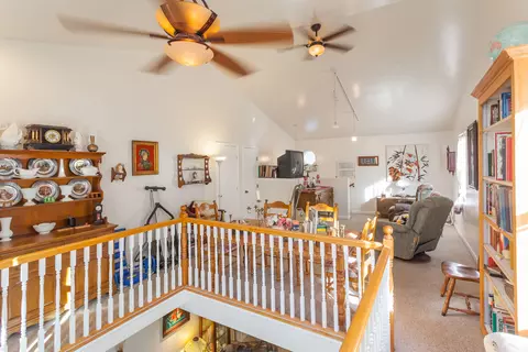 12383 Quartz Hill Rd, Redding, CA 96003 photo 17