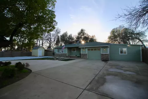 3200 Leonard St, Redding, CA 96002 photo 1